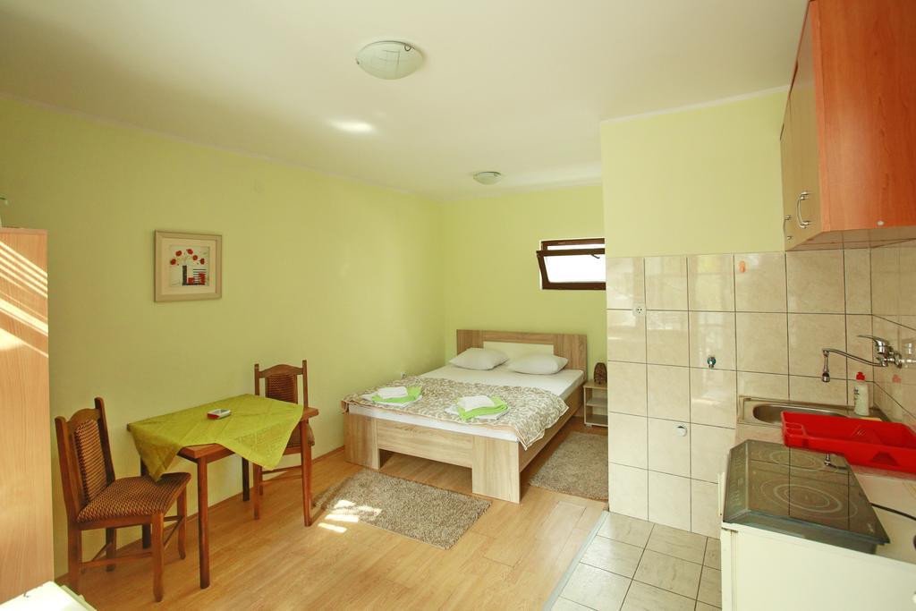 Apartman Centar Bb Панчево Экстерьер фото